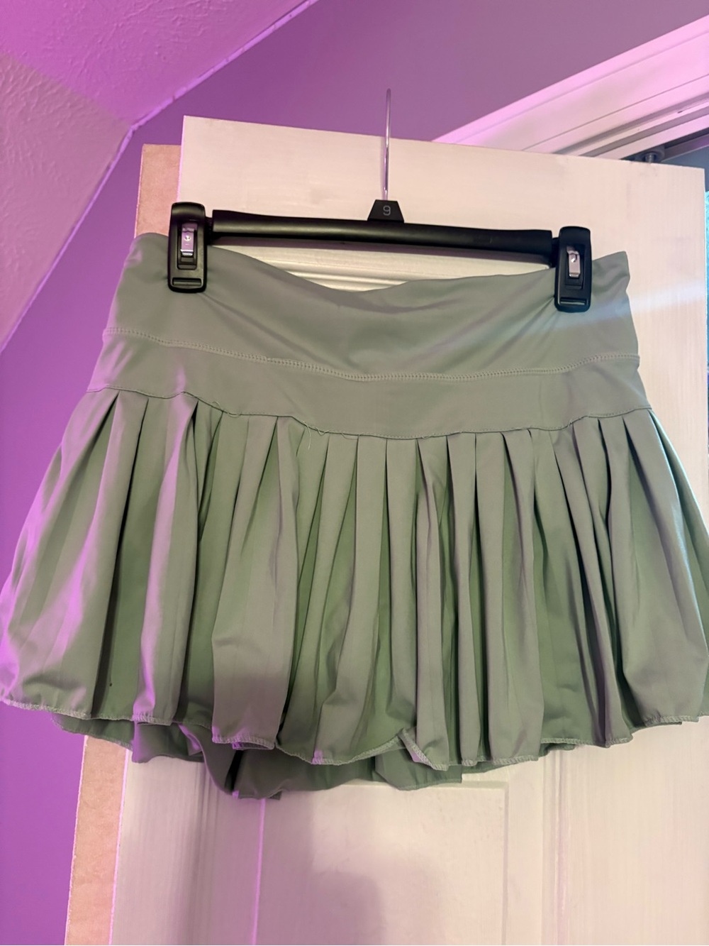 Green gold hinge skirt